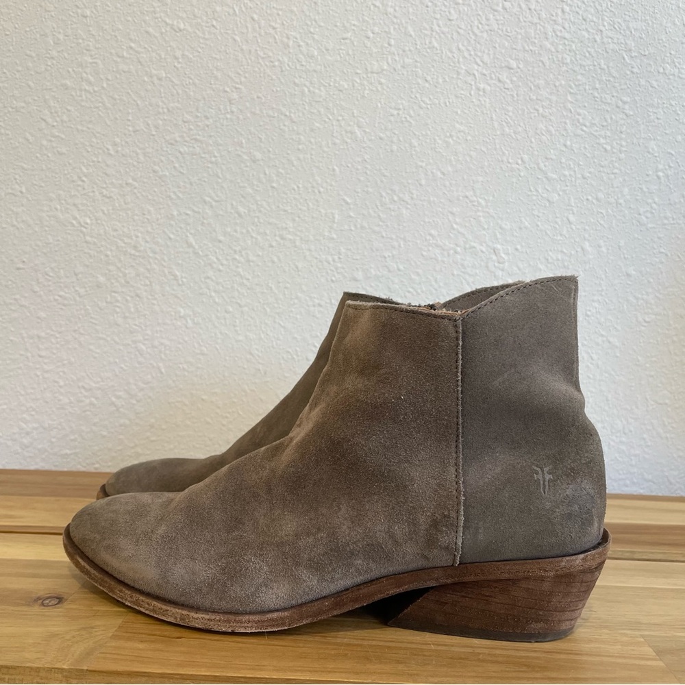 Frye Brown Tan Suede Farrah Inside Zip Bootie